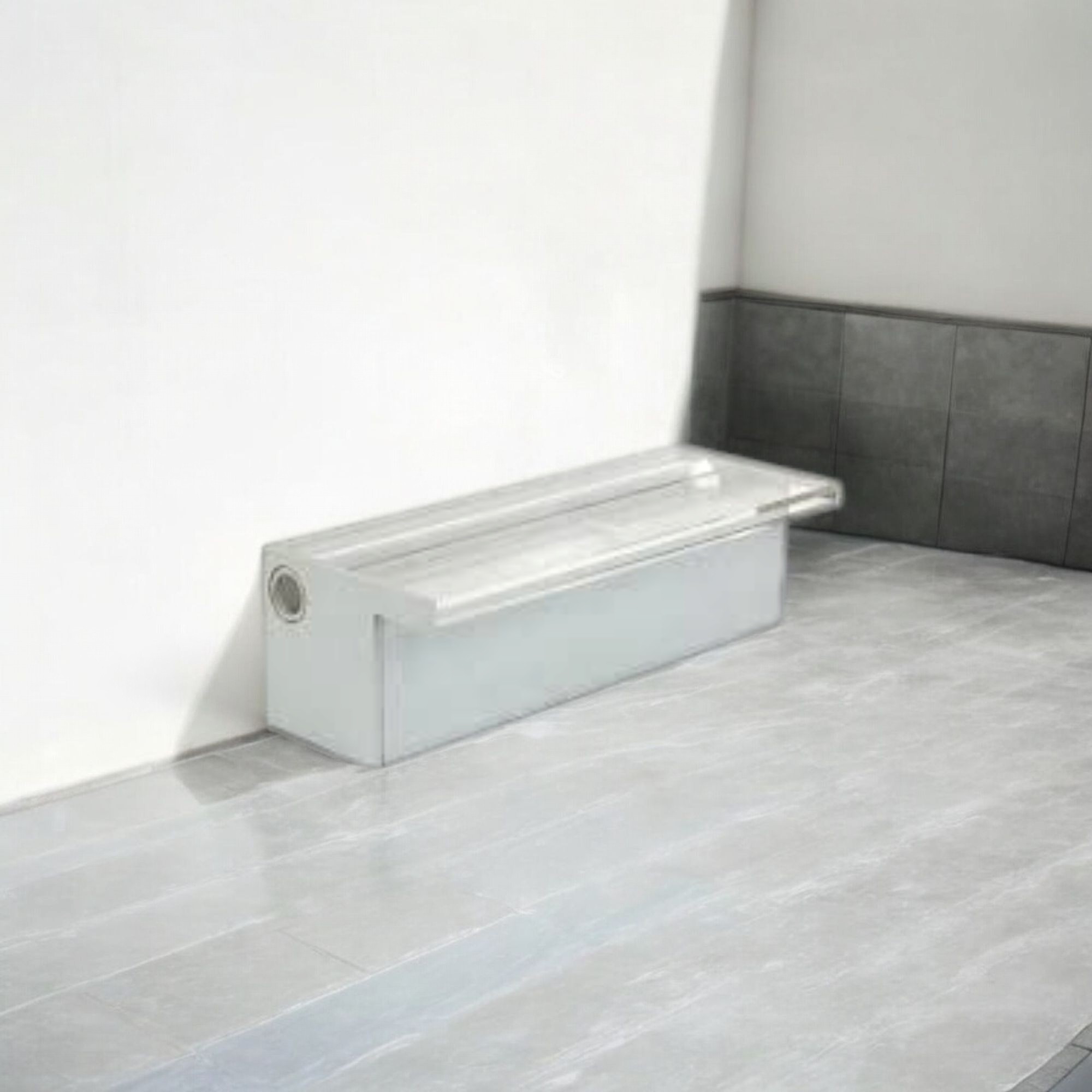 Deep Blue Pro Acrylic Pool Waterfall 1200mm Length for Stunning Pool Features - Image 5